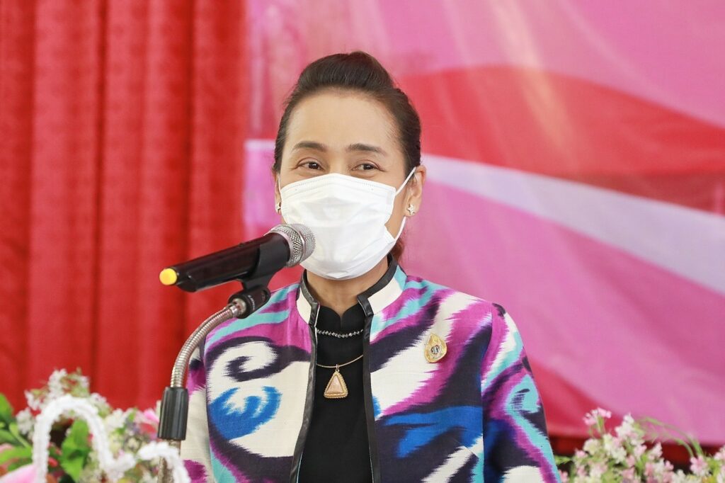http://line_album_%e0%b9%80%e0%b8%a2%e0%b8%b5%e0%b9%88%e0%b8%a2%e0%b8%a1%e0%b9%82%e0%b8%a3%e0%b8%87%e0%b9%80%e0%b8%a3%e0%b8%b5%e0%b8%a2%e0%b8%99%e0%b8%84%e0%b8%b8%e0%b8%93%e0%b8%a0%e0%b8%b2%e0%b8%9e-21