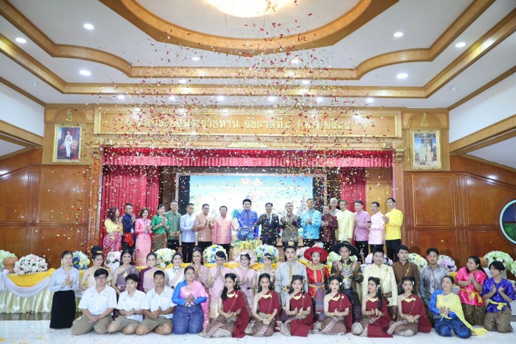 http://line_album_kick-off-%e0%b8%81%e0%b8%b2%e0%b8%a3%e0%b8%82%e0%b8%b1%e0%b8%9a%e0%b9%80%e0%b8%84%e0%b8%a5%e0%b8%b7%e0%b9%88%e0%b8%ad%e0%b8%99%e0%b8%81%e0%b8%b2%e0%b8%a3%e0%b8%88%e0%b8%b1%e0%b8%94-2
