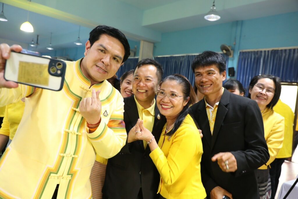 http://line_album_%e0%b8%a1%e0%b8%ad%e0%b8%9a%e0%b8%99%e0%b9%82%e0%b8%a2%e0%b8%9a%e0%b8%b2%e0%b8%a2-%e0%b8%a8%e0%b8%98-%e0%b8%a3%e0%b8%a3-%e0%b8%a7%e0%b8%b1%e0%b8%94%e0%b8%9e%e0%b8%a3%e0%b8%b0%e0%b9%80-3