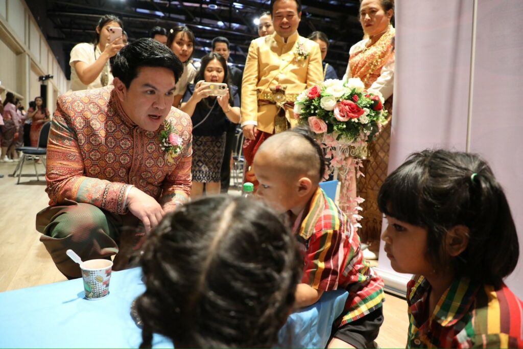 http://line_album_kick-off-soft-power-_-open-house-%e0%b8%ad%e0%b8%a2%e0%b8%b8%e0%b8%98%e0%b8%a2%e0%b8%b2_%e0%b9%92%e0%b9%94%e0%b9%90%e0%b9%93%e0%b9%92%e0%b9%99_13