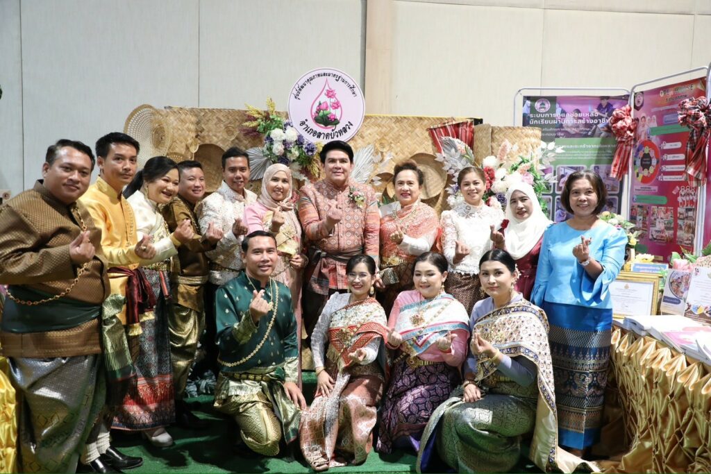 http://line_album_kick-off-soft-power-_-open-house-%e0%b8%ad%e0%b8%a2%e0%b8%b8%e0%b8%98%e0%b8%a2%e0%b8%b2_%e0%b9%92%e0%b9%94%e0%b9%90%e0%b9%93%e0%b9%92%e0%b9%99_15