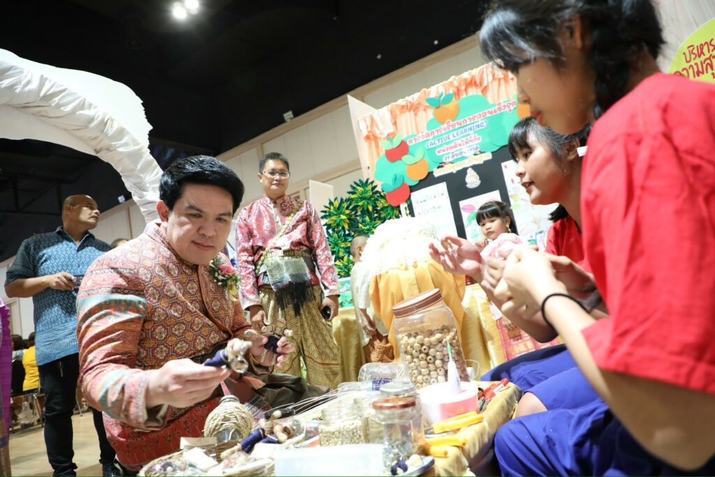 http://line_album_kick-off-soft-power-_-open-house-%e0%b8%ad%e0%b8%a2%e0%b8%b8%e0%b8%98%e0%b8%a2%e0%b8%b2_%e0%b9%92%e0%b9%94%e0%b9%90%e0%b9%93%e0%b9%92%e0%b9%99_31