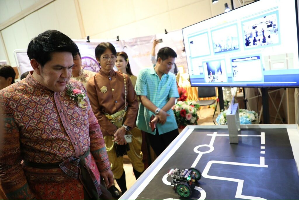 http://line_album_kick-off-soft-power-_-open-house-%e0%b8%ad%e0%b8%a2%e0%b8%b8%e0%b8%98%e0%b8%a2%e0%b8%b2_%e0%b9%92%e0%b9%94%e0%b9%90%e0%b9%93%e0%b9%92%e0%b9%99_8