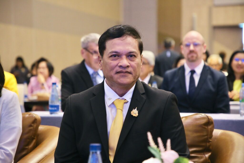 http://line_album_%e0%b8%9b%e0%b8%a3%e0%b8%b0%e0%b8%8a%e0%b8%b8%e0%b8%a1%e0%b8%aa%e0%b8%a0%e0%b8%b2%e0%b8%81%e0%b8%b2%e0%b8%a3%e0%b8%a8%e0%b8%b6%e0%b8%81%e0%b8%a9%e0%b8%b2%e0%b8%99%e0%b8%b2%e0%b8%99-33